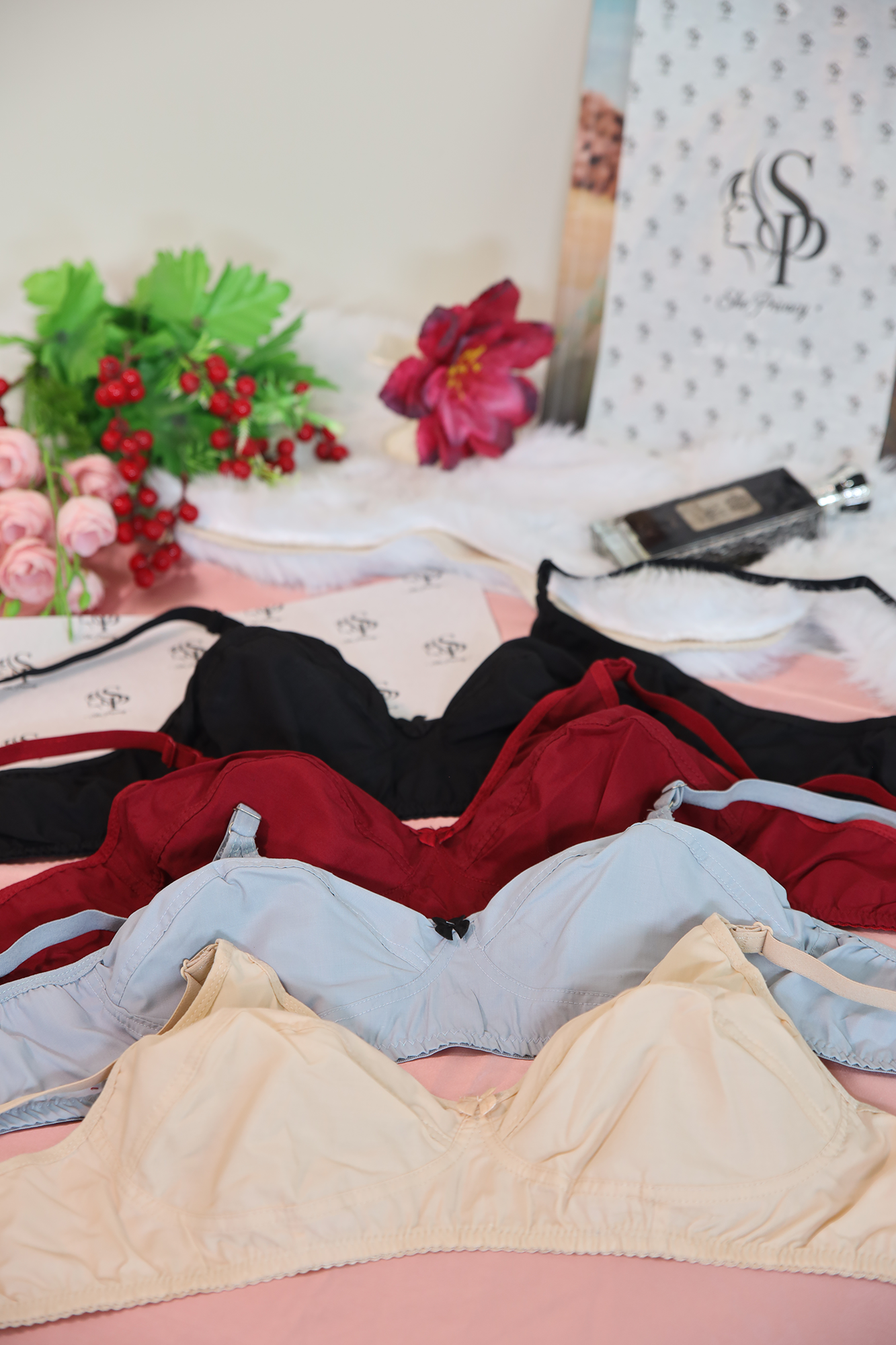 Pack of 4 Soft Cotton Bras Adjustable & Comfortable