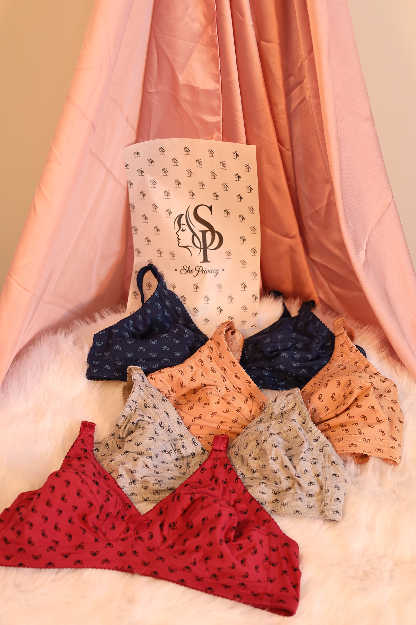 Criss Cross Strap Double Pad Big Push-Up Bra - 0070